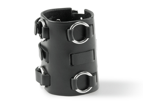 3 Strap Wristband with 4 Rings